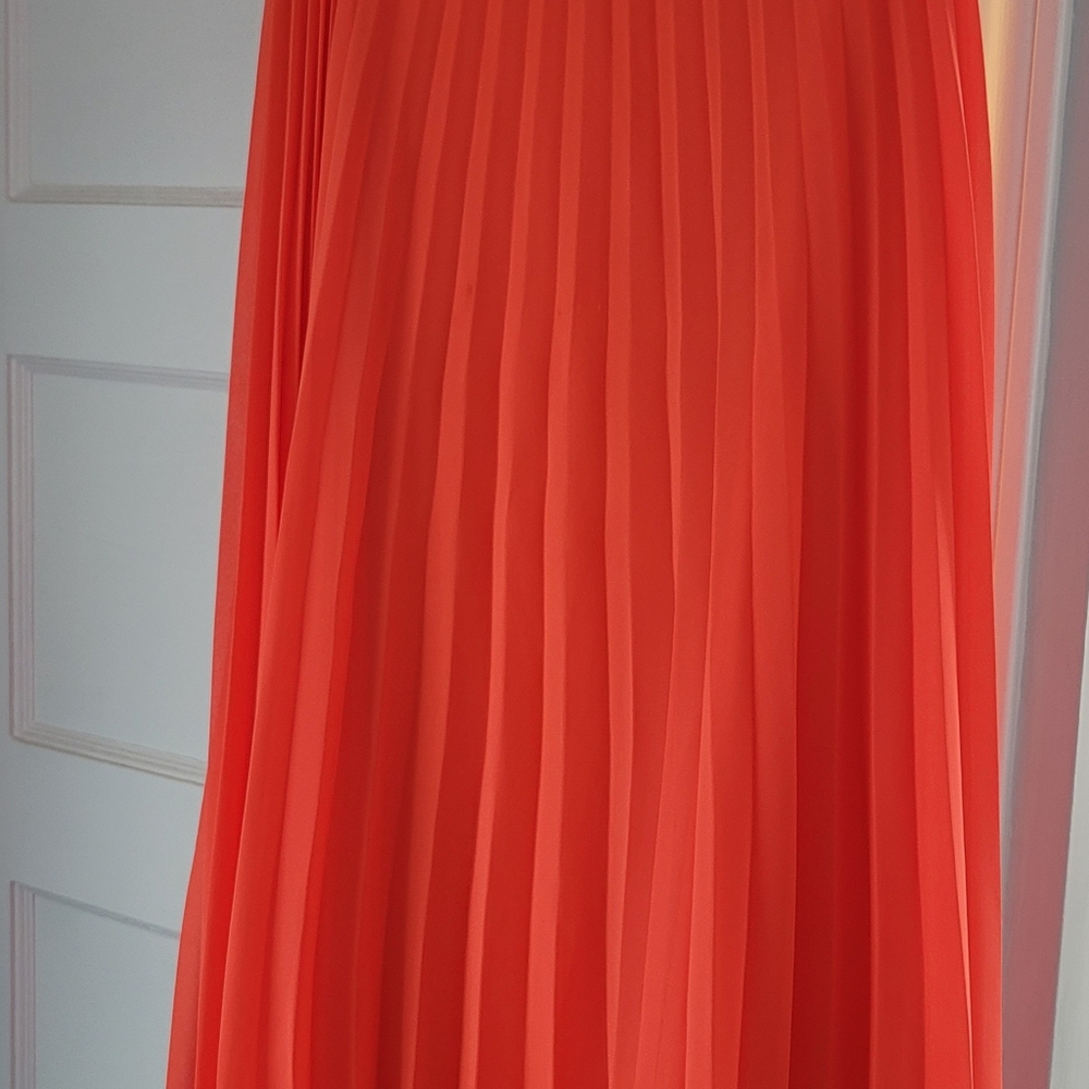 Long plesse skirt